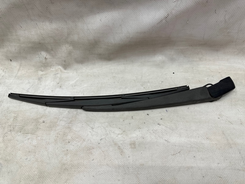 Поводок стеклоочистителя задний SUBARU TRIBECA B10 07-13 86532AG09A Б/У