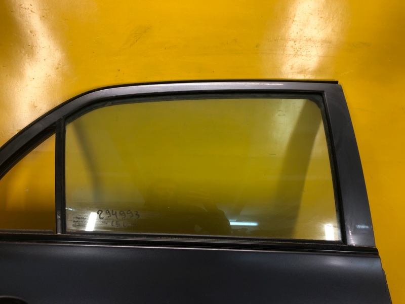 Стекло двери заднее правое TOYOTA COROLLA 150 06-13 68113-12770 Б/У