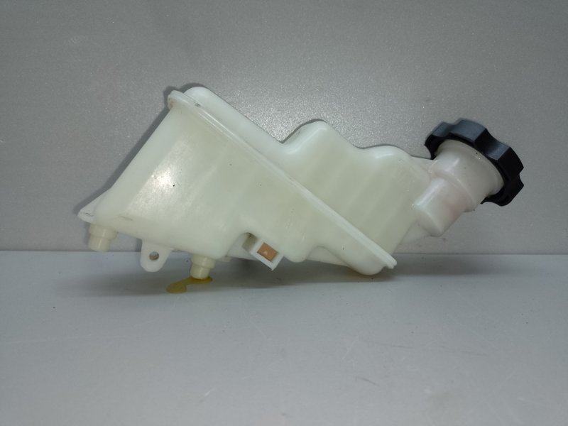 Бачок главного тормозного цилиндра ACCENT RB 10- 2015 1.6 G4FD