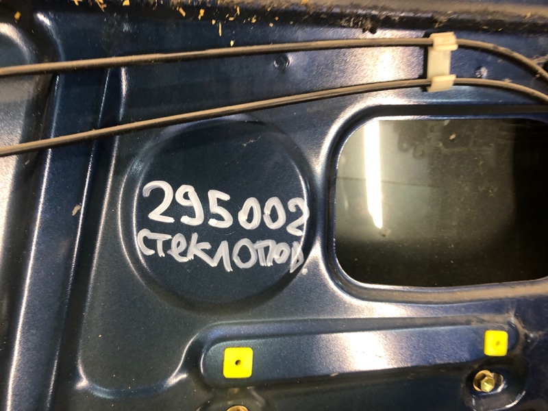 Стеклоподъемник передний правый COROLLA 120 00-07 Стеклоподъемник передний правый COROLLA 120 00-07