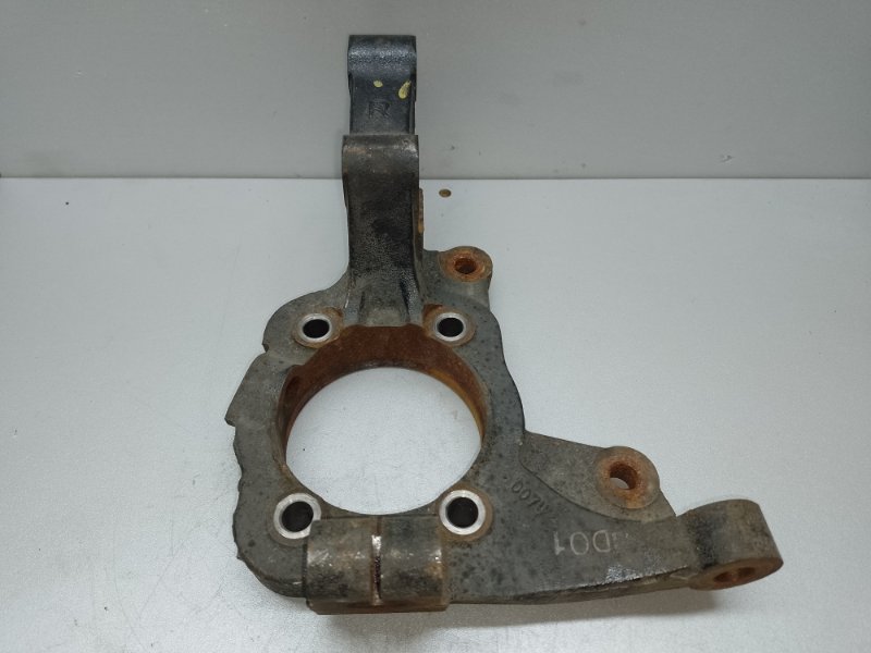 Кулак поворотный передний правый KIA SORENTO XM 09-14 2010 3.5 G6DC 51716-1U000 Б/У