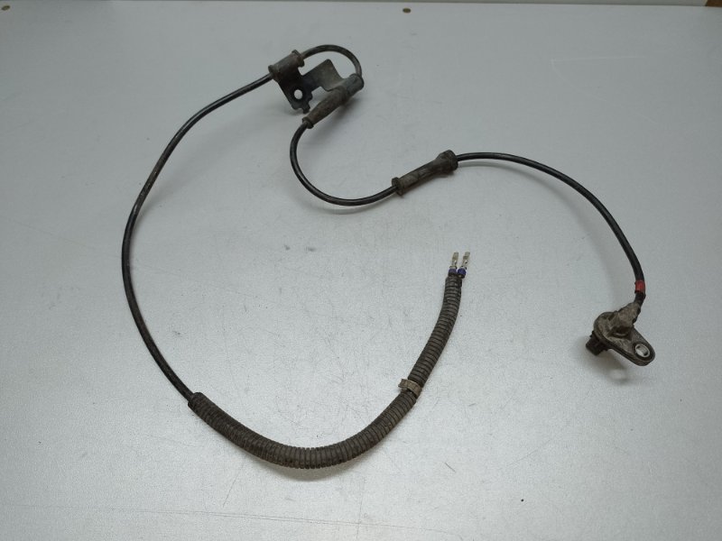 Датчик ABS передний правый KIA SORENTO XM 09-14 2010 3.5 G6DC 95671-2P000 Б/У