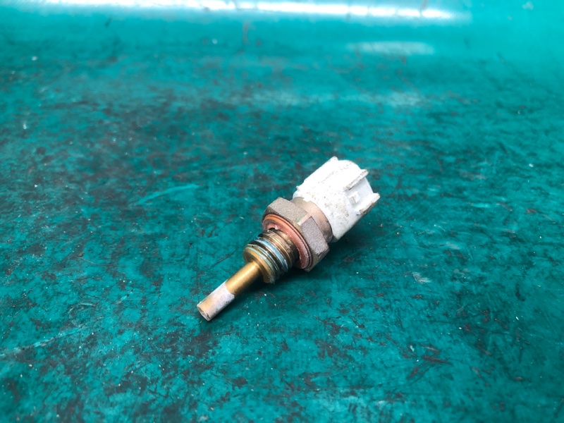 Датчик температуры охлаждающей жидкости NISSAN ALTIMA 19- 2019-2021 Седан 2.5i PR25 22630-JA10A Б/У