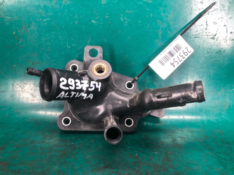 Фланец системы охлаждения NISSAN ALTIMA 19- 2019-2021 Седан 2.5i PR25 11060-6CA0A Б/У