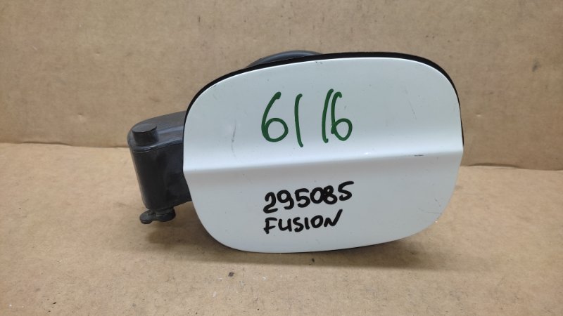Лючок топливного бака FORD FUSION 14- 2014 C25HDEX DG9Z-54405A26-A Б/У