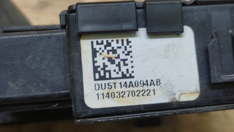 Блок предохранителей моторный отсек FUSION 14- 2014 C25HDEX