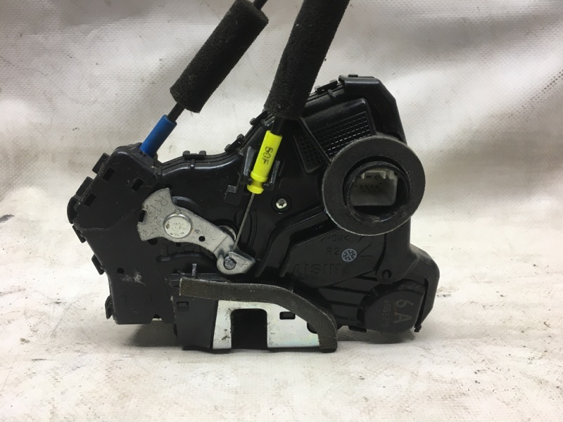 Замок двери передний правый TOYOTA CAMRY 40 06-11 Седан Замок двери передний правый TOYOTA CAMRY 40 06-11 Седан