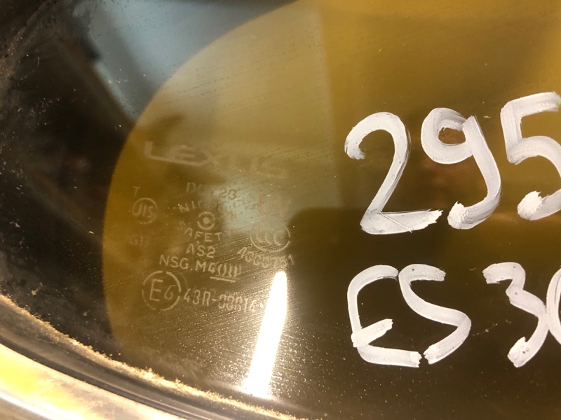 Стекло двери глухое заднее правое LEXUS ES350 06-12