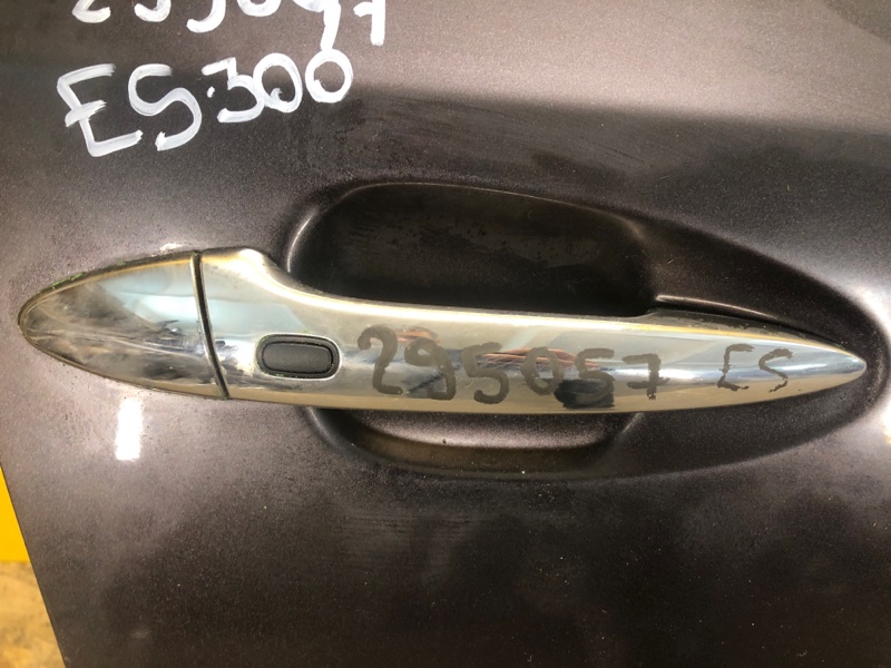 Запчасть ручка двери наружная передняя правая LEXUS ES350 06-12 69210-33090 Б/У Ручка двери наружная передняя правая LEXUS ES350 06-12 69210-33090 Б/У