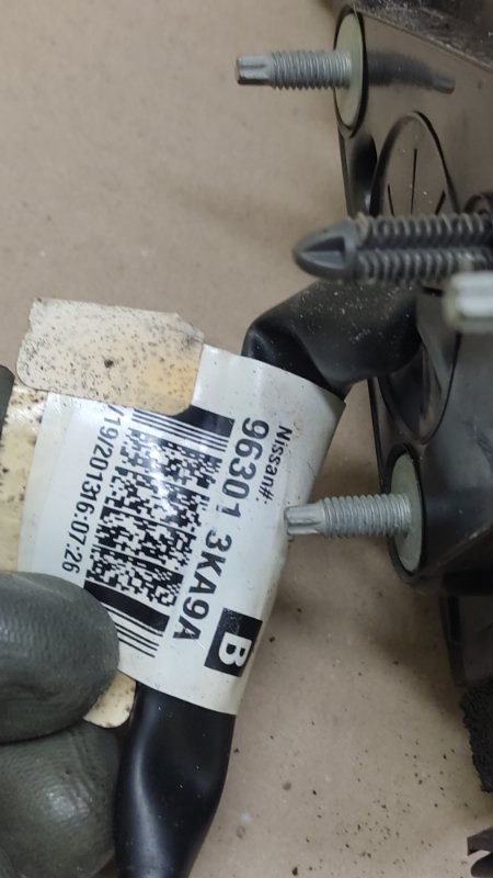 Зеркало правое PATHFINDER R52 12-21 2013 3.5 VQ35DE