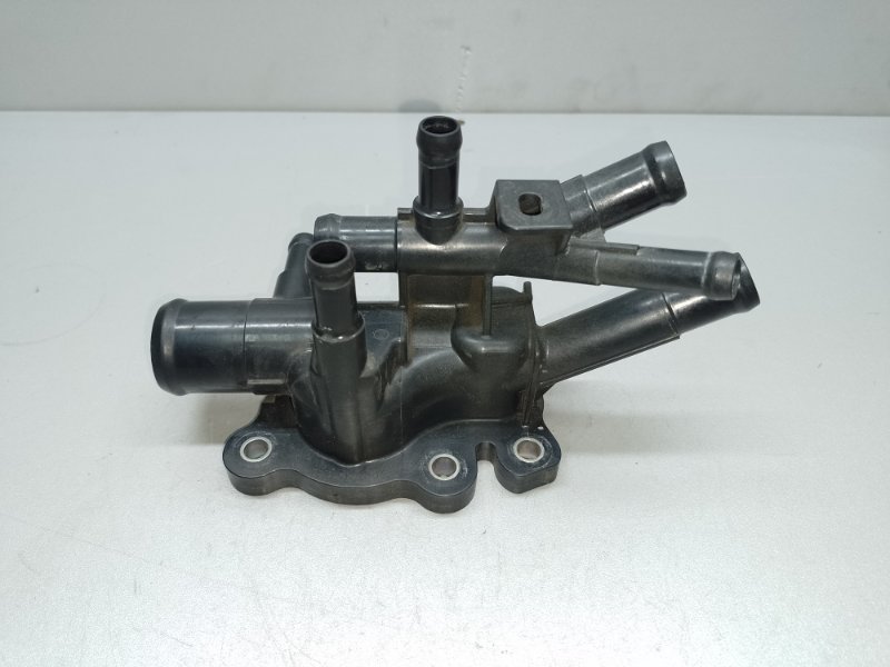 Фланец системы охлаждения X-TRAIL/ROGUE T32 13-20 2017 2.5 QR25DE