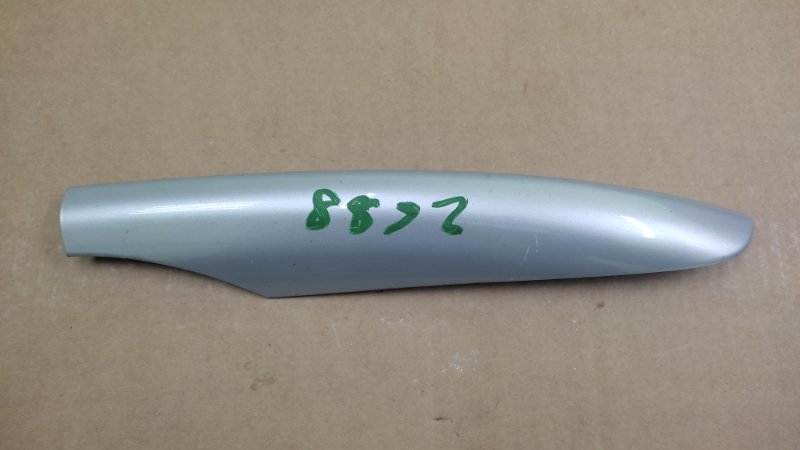 Заглушка рейлинга передняя правая NISSAN PATHFINDER R52 12-21 3.5 VQ35DE