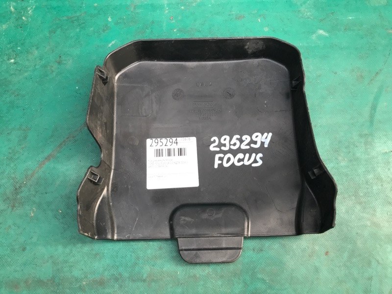 Крышка аккумулятора FOCUS 10-18 2016 2.0 XQDA