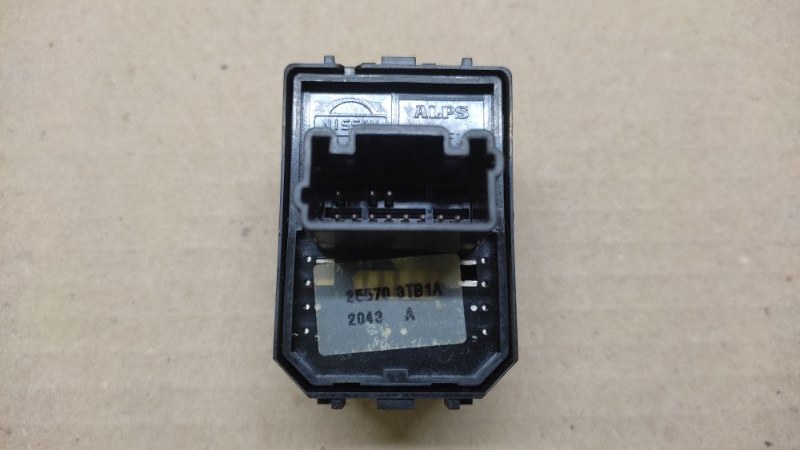 Блок управления зеркалами PATHFINDER R52 12-21 2013 3.5 VQ35DE