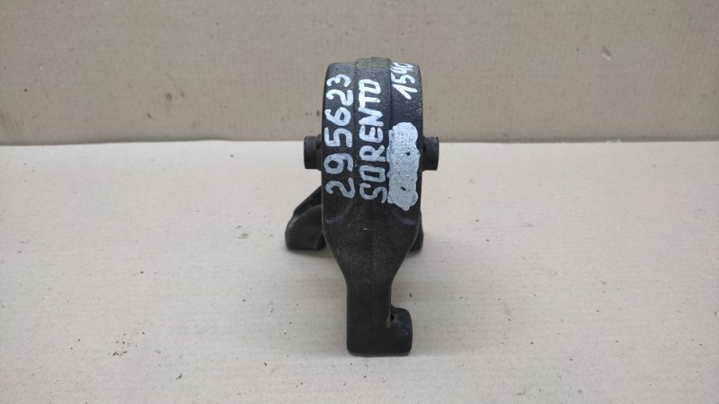 Подушка двигателя задняя KIA SORENTO XM 09-14 3.5 G6DC Подушка двигателя задняя KIA SORENTO XM 09-14 3.5 G6DC