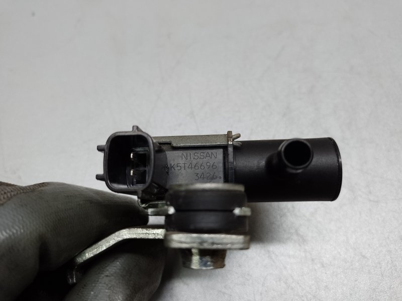 Клапан электромагнитный (вакуумный) PATHFINDER R52 12-21 2013 3.5 VQ35DE