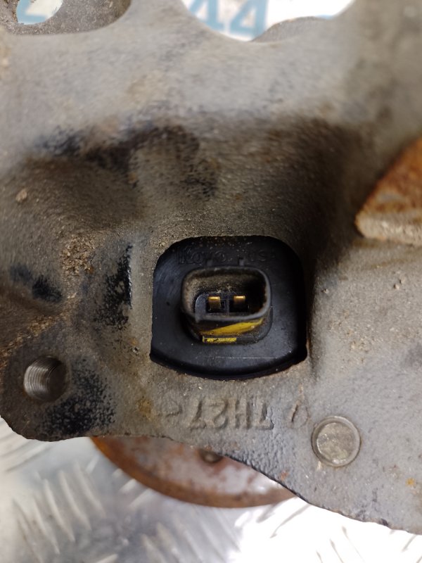 Ступица задняя левая AVALON 05-12 2007 GSX30 3.5 2GR-FE Ступица задняя левая AVALON 05-12 2007 GSX30 3.5 2GR-FE