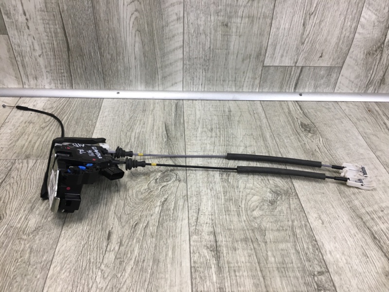 Замок двери задний левый HYUNDAI ELANTRA MD 10-15 2012 MD 1.8 G4NB 81410-3X010 Б/У