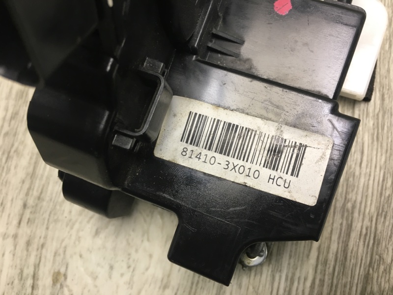 Замок двери задний левый ELANTRA MD 10-15 2012 MD 1.8 G4NB