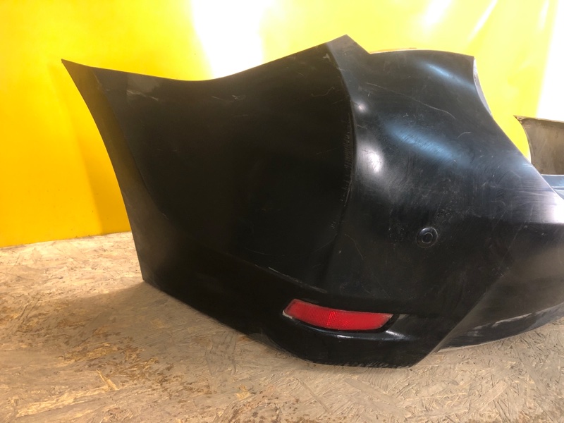 Бампер задний TOYOTA COROLLA 12-19 E180