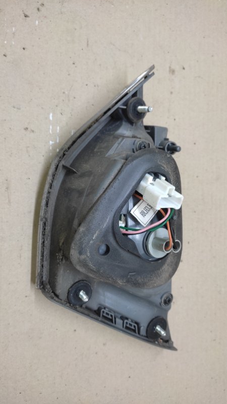 Фонарь внутренний задний левый HYUNDAI SONATA YF 10-14 2.4 G4KK