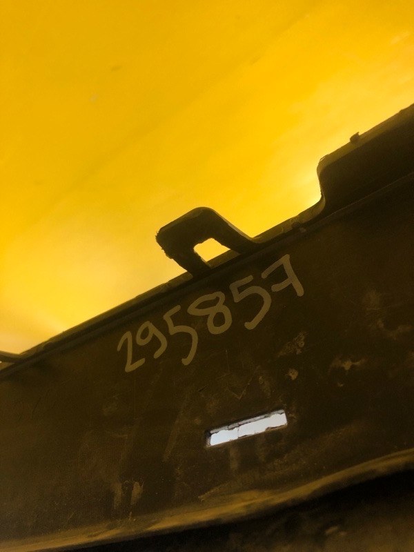 Бампер задний RAV4 13-19