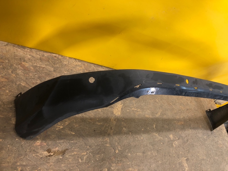 Бампер задний TOYOTA RAV4 13-19