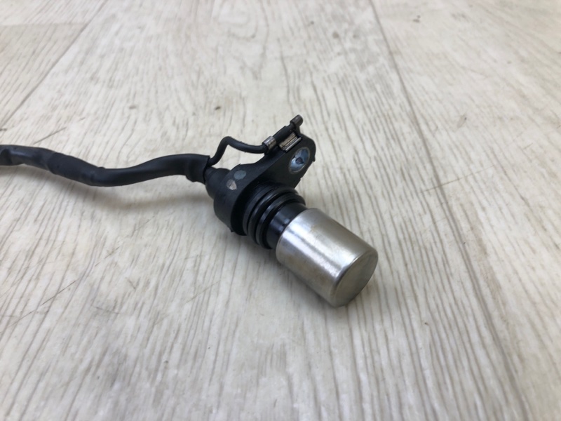 Датчик положения коленвала TOYOTA SOLARA 03-09 COUPE 2.4 2AZFE 9008019024 Б/У