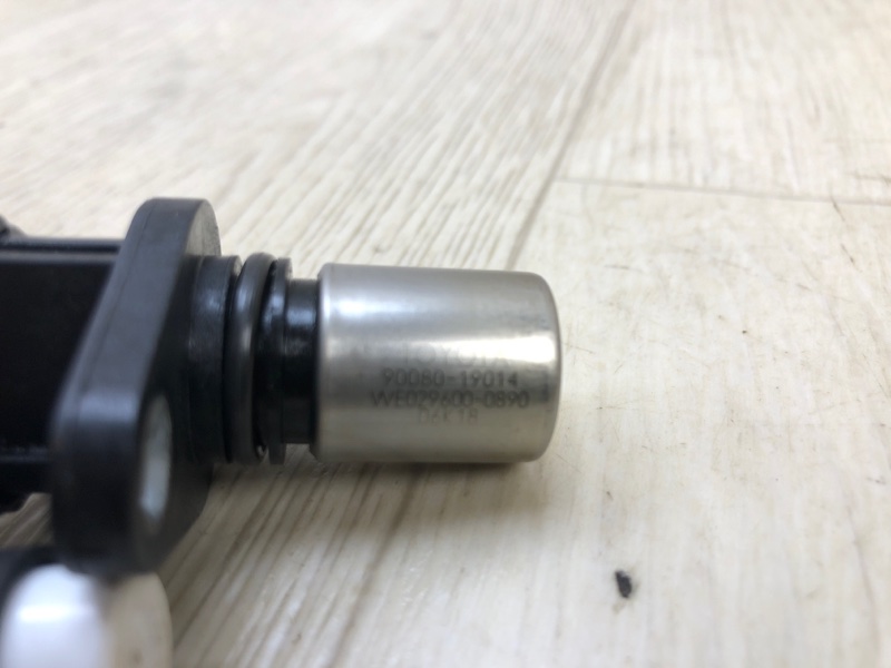 Датчик положения распредвала TOYOTA SOLARA 03-09 COUPE 2.4 2AZFE