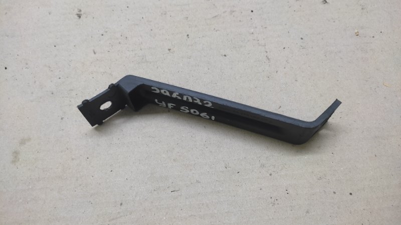 Кронштейн заднего бампера HYUNDAI SONATA YF 10-14 2.4 G4KK