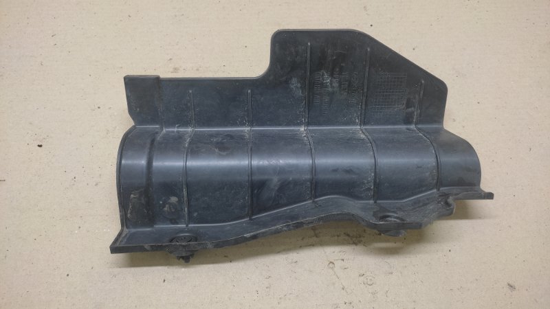 Дефлектор радиатора левый SONATA YF 10-14 2012 2.4 G4KK