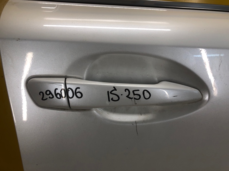 Запчасть ручка двери наружная передняя правая LEXUS IS250/350 13-20 Б/У Ручка двери наружная передняя правая LEXUS IS250/350 13-20 Б/У