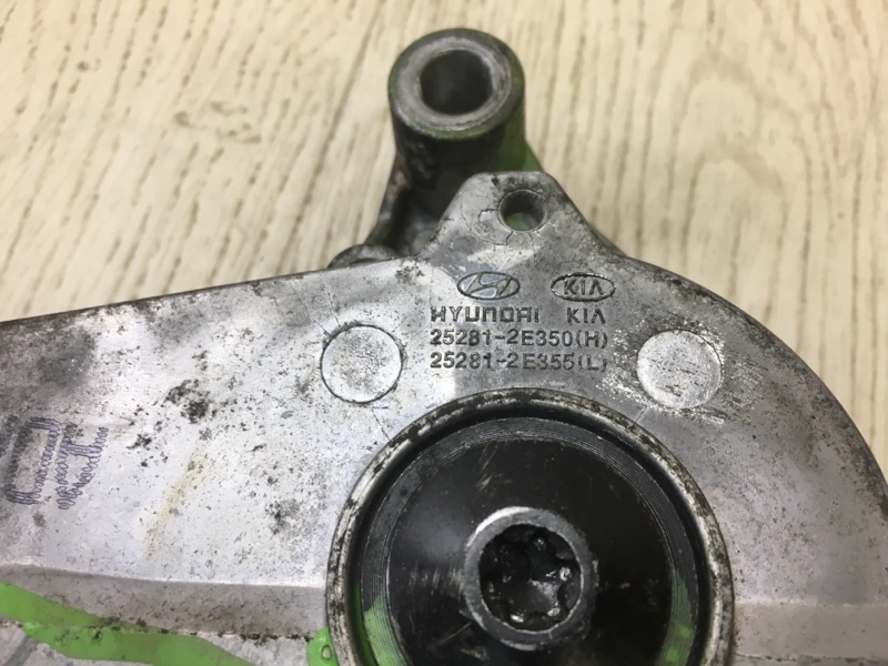 Натяжитель ремня генератора ELANTRA AD 16- 2.0 G4NH