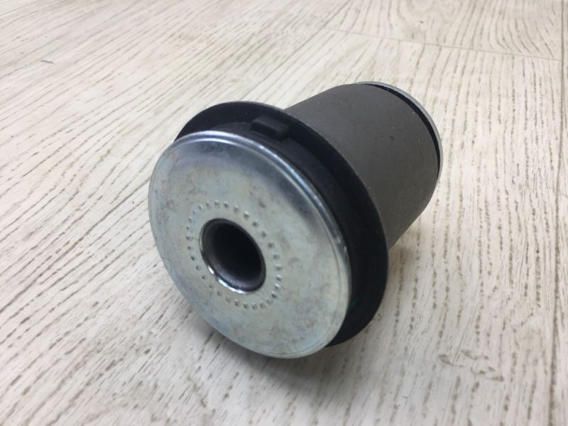 Сайлентблок задний GX470 02-09 Внедорожник