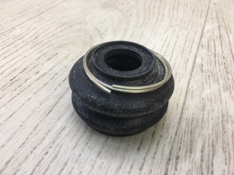 Пыльник шаровой опоры LEXUS GX470 02-09 Внедорожник 4332469015 новая