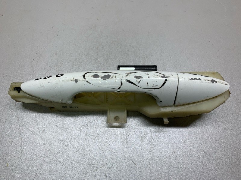 Запчасть ручка двери наружная задняя левая HYUNDAI ACCENT RB 10- 82651-1R050 Б/У Ручка двери наружная задняя левая HYUNDAI ACCENT RB 10- 82651-1R050 Б/У