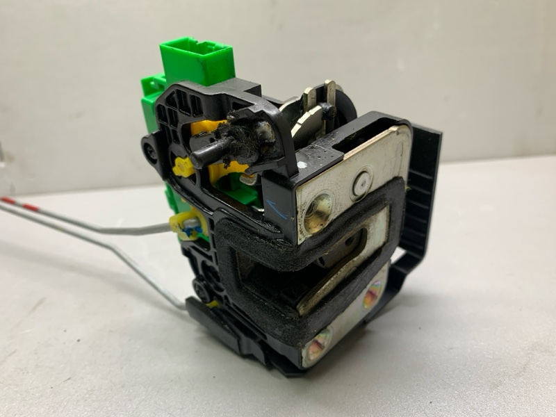 Замок двери задний левый ACCENT RB 10- Замок двери задний левый ACCENT RB 10-