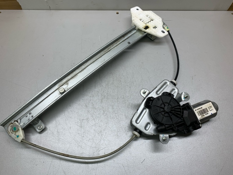 Стеклоподъемник задний правый HYUNDAI ACCENT RB 10-