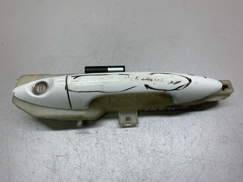 Ручка двери наружная передняя правая HYUNDAI ACCENT RB 10- Б/У