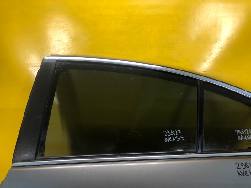 Запчасть стекло двери заднее левое TOYOTA AVENSIS 08-18 68104-05140 Б/У Стекло двери заднее левое TOYOTA AVENSIS 08-18 68104-05140 Б/У