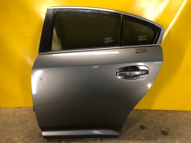 Запчасть дверь задняя левая TOYOTA AVENSIS 08-18 67004-05040 Б/У Дверь задняя левая TOYOTA AVENSIS 08-18 67004-05040 Б/У