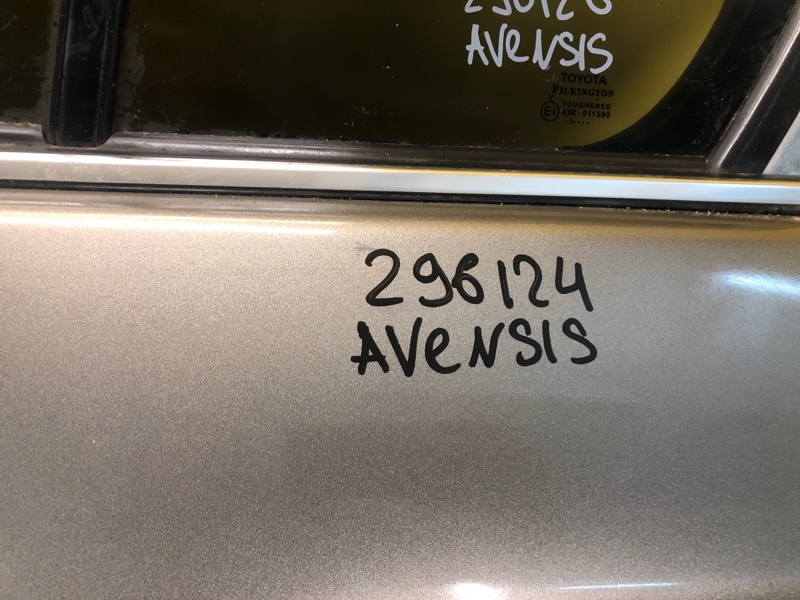 Дверь задняя левая AVENSIS 08-18 Дверь задняя левая AVENSIS 08-18