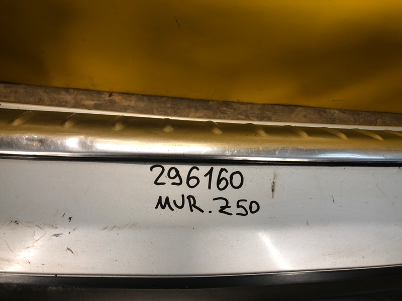 Бампер задний MURANO Z50 02-07 Бампер задний MURANO Z50 02-07