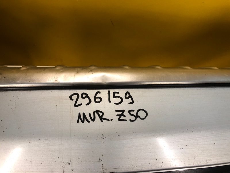 Бампер задний MURANO Z50 02-07 Бампер задний MURANO Z50 02-07