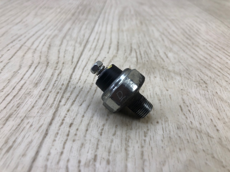 Датчик давления масла ДВС SUBARU FORESTER 12-19 2.5 FB25 25240KA050 Б/У