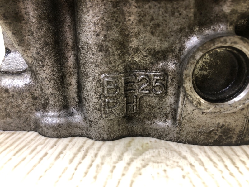 Головка блока цилиндров правая FORESTER 12-19 2.5 FB25
