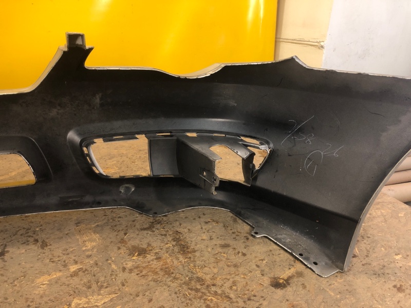 Бампер передний LEGACY 03-09 BL/BP