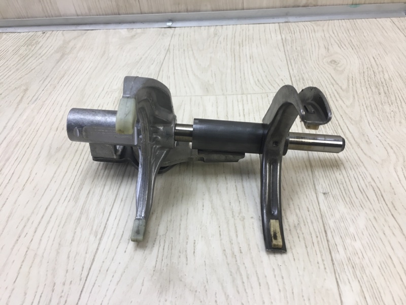 Вилка МКПП FORD TRANSIT CUSTOM 12- 2.2 TDCI 1837876 Б/У