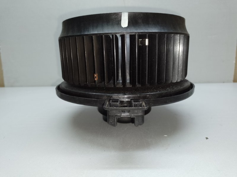 Моторчик печки RX300 98-03 2000 3.0 1MZFE