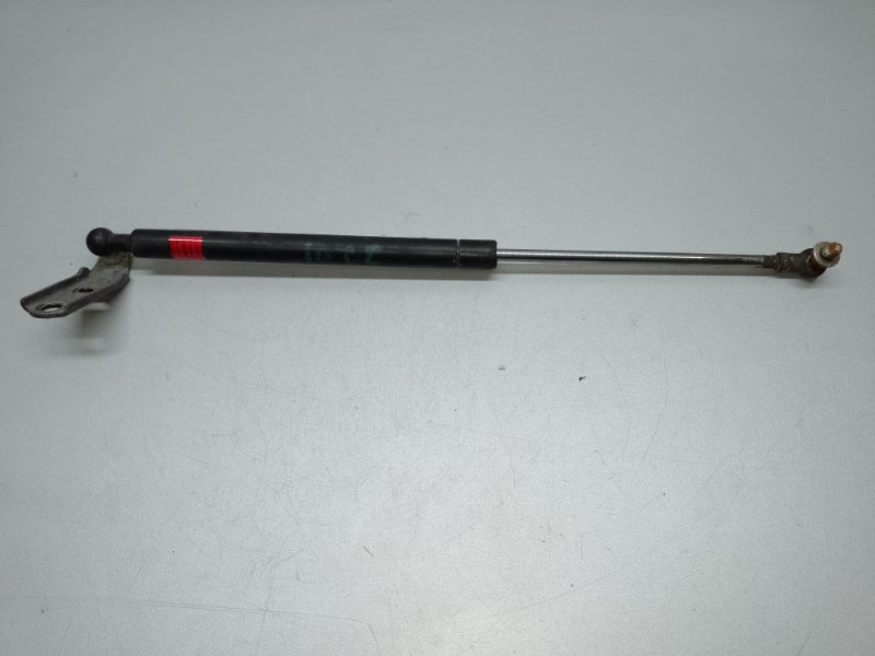 Амортизатор капота левый LEXUS RX300 98-03 2000 3.0 1MZFE 53450-49045 Б/У